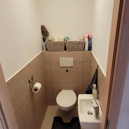 Cirkalo Vizparti Lakas Apartment