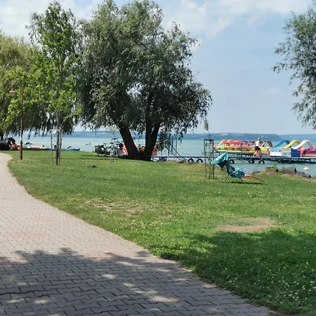 Cirkalo Vizparti Lakas * Siófok